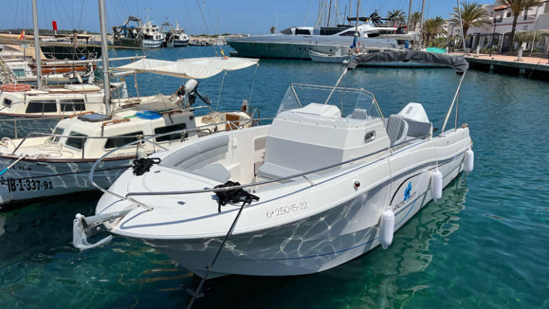 PACIFIC CRAFT 750 OPEN